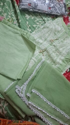 Afreen Embroidered 3pcs Suit with Free delivery photo review