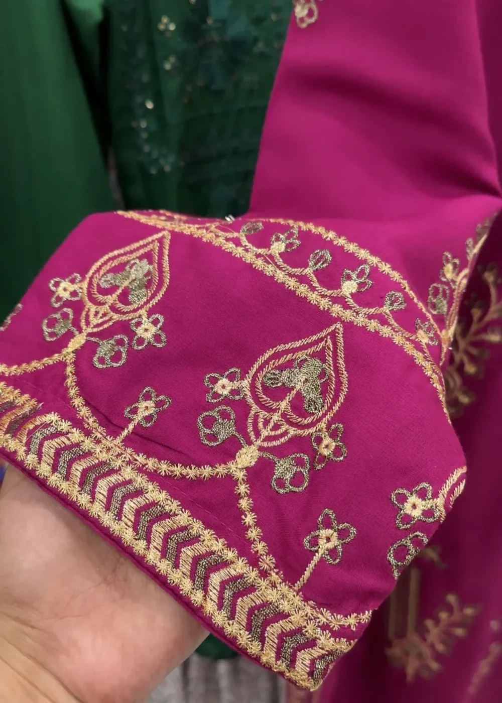 Amber Embroidered - Image 3